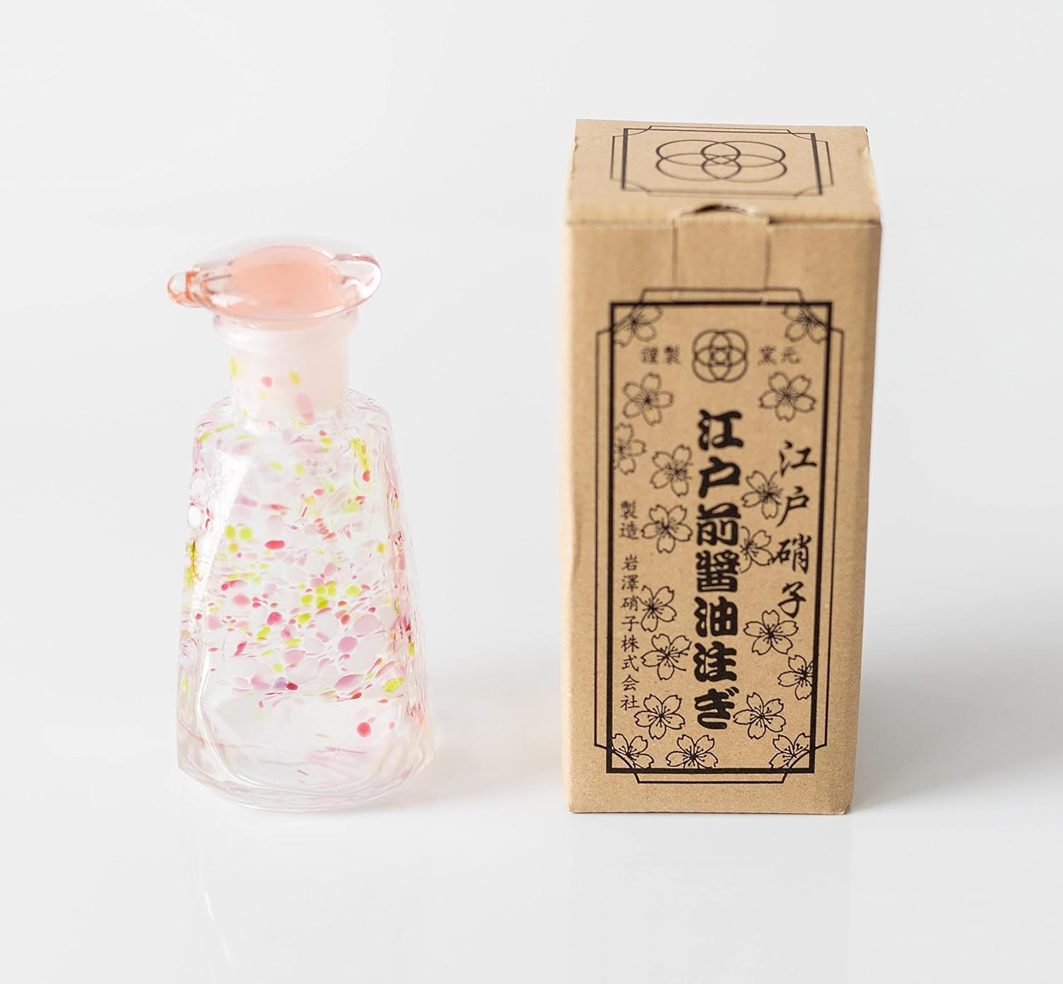 

Iwasawa Glass Edomae Soy Sauce Pourer (Large) Color: Red