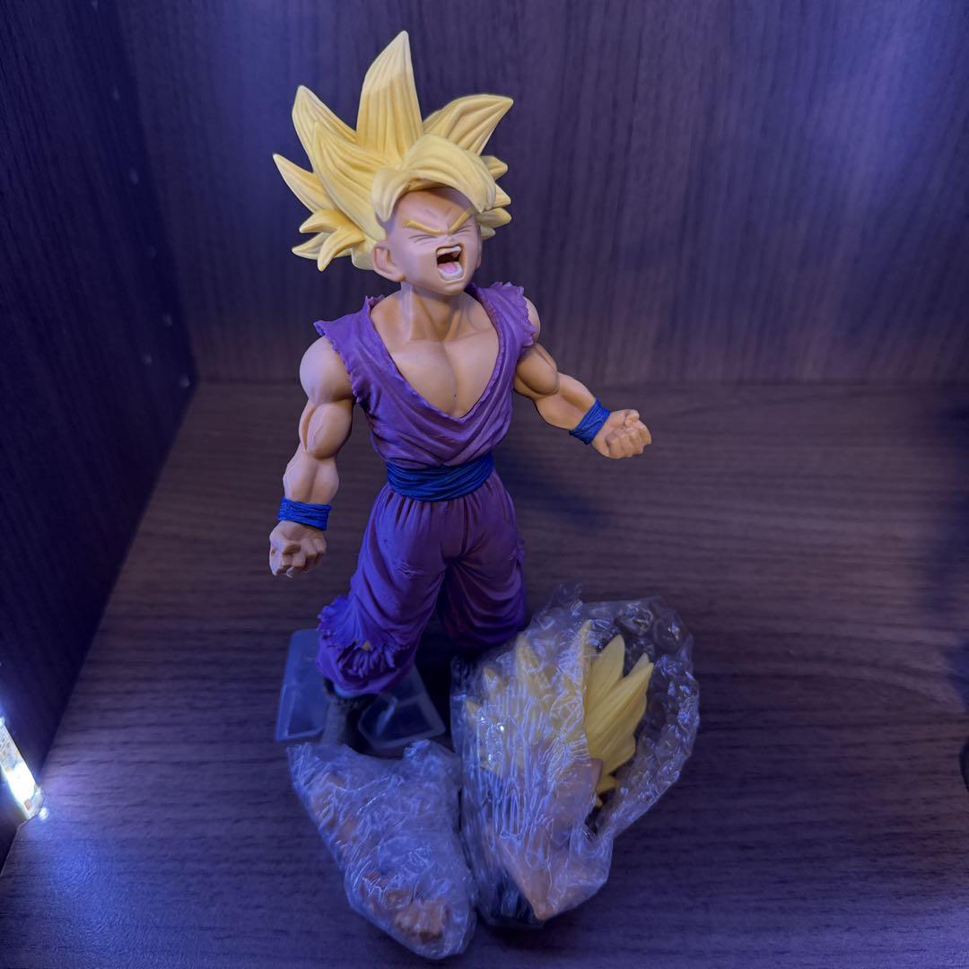 

[USED] BATTLE OF WORLD Son Gohan Figure