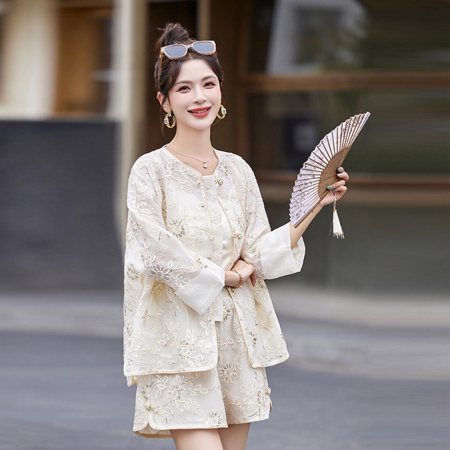 

Комплект шорт Женский новый модный и стильный маленький солнцезащитный костюм-двойка XXL