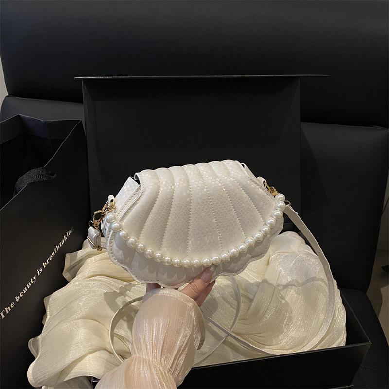 Premium shell small bag women's 2025 autumn new pearl handbag fashionable and simple shoulder messenger bag