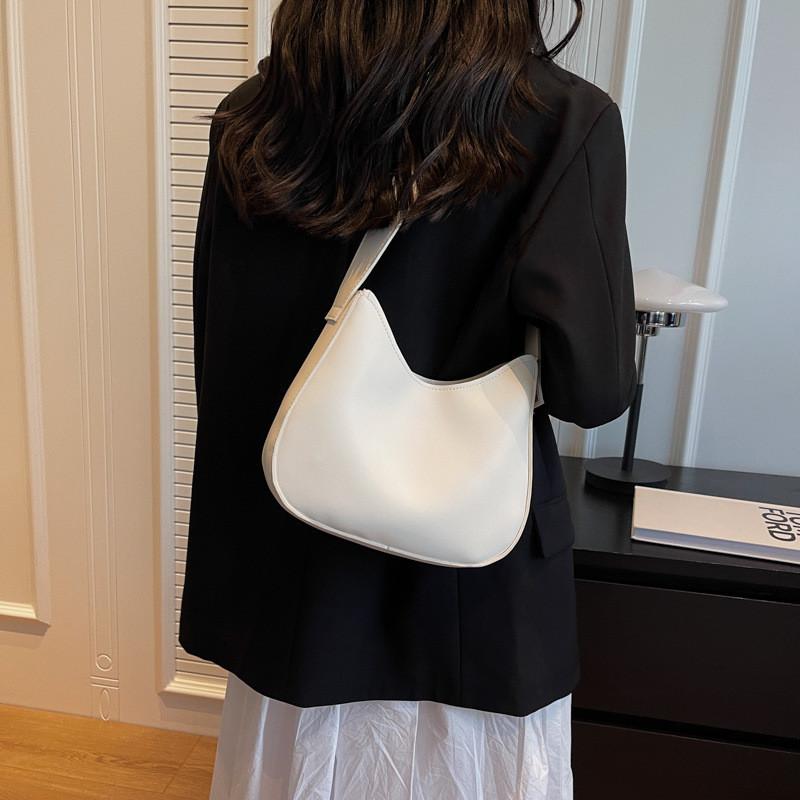 Fashionable Autumn New Arrival Unique Women Bucket Bag For Daily Use