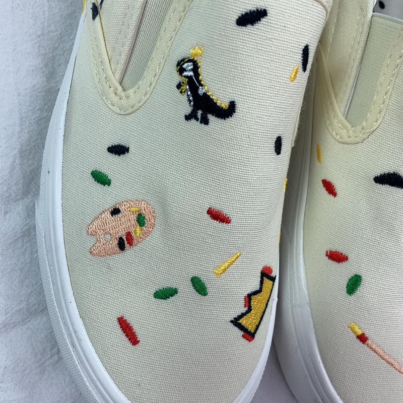 Spring and Summer New Canvas Student Korean Version Embroidered Graffiti Women's Shoes One-pedal Lazy Shoes Cartoon Vulcanized Shoes