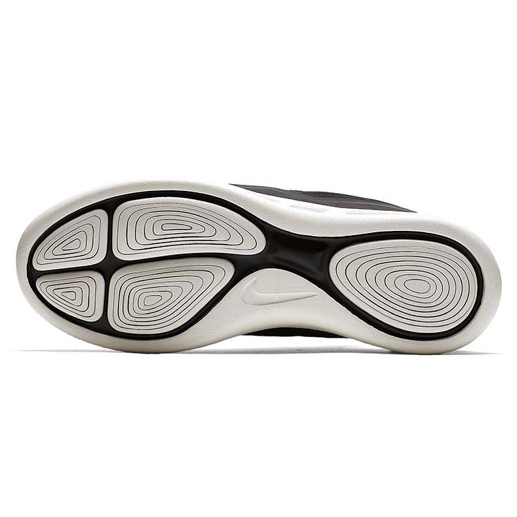 New Nike LunarCharge Essential 923619-008