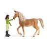 Coffret avec Sarah la Cavalière et son Cheval Mystery - Set avec Selle et Bride Amovibles, Figurine Mobile - Divertissement Plein