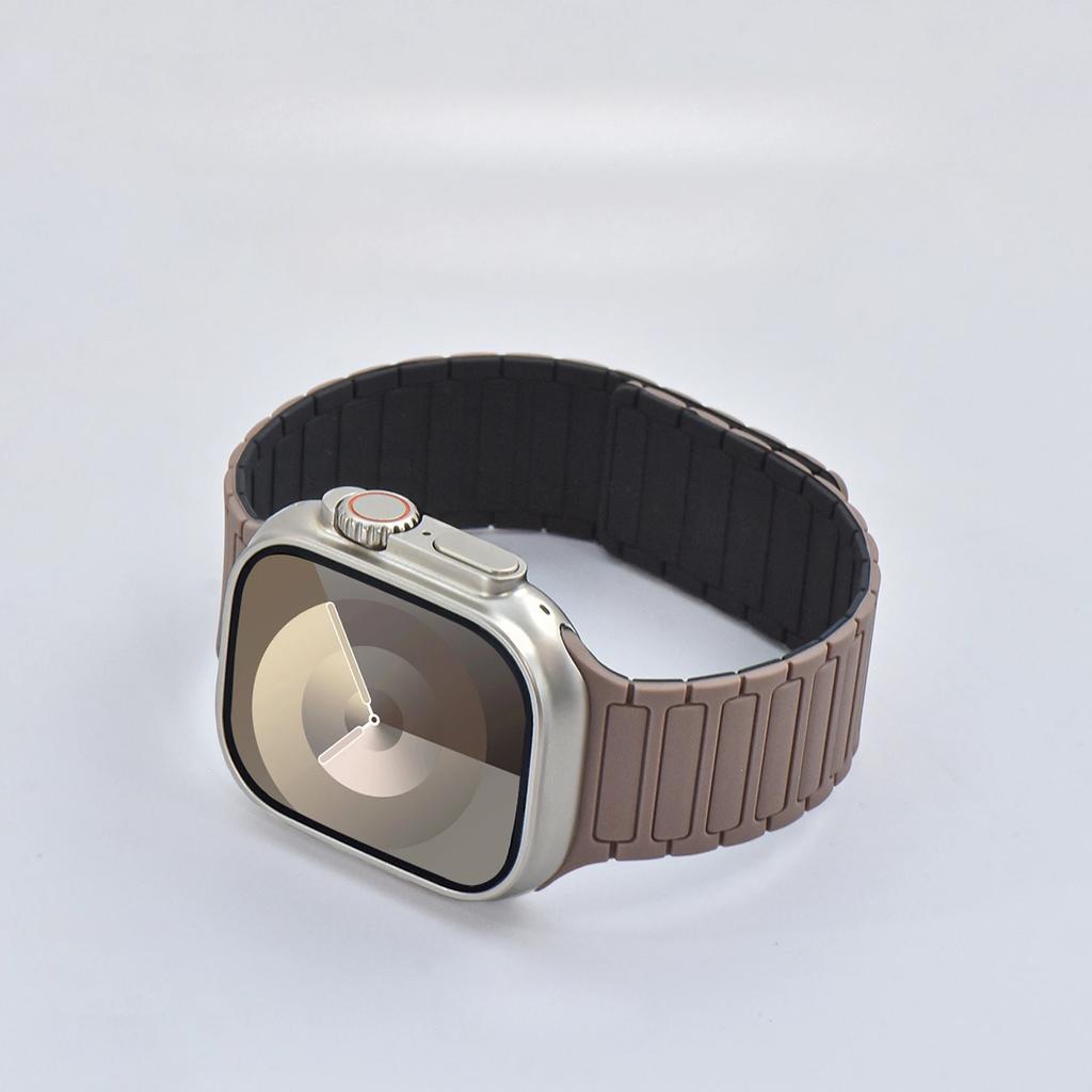 Magnetic Sports Band for Apple Watch Ultra 2 49mm 46mm 45mm 44mm 42mm 38 40 41mm Silicone Strap for IWatch Series 10 9 8 7 6 5 4
