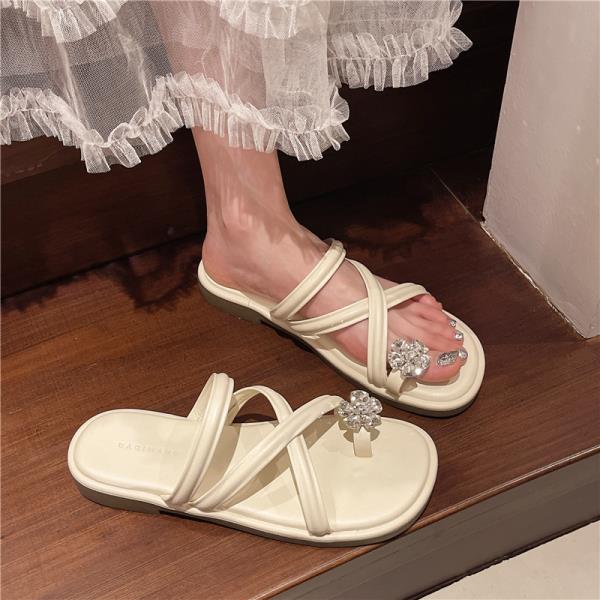 Fashion Shoes Woman 2025 Slippers Casual Glitter Slides Pantofle Luxury Jelly Soft New Flat Fashion Leisure Crystal Female Shoes Slipper