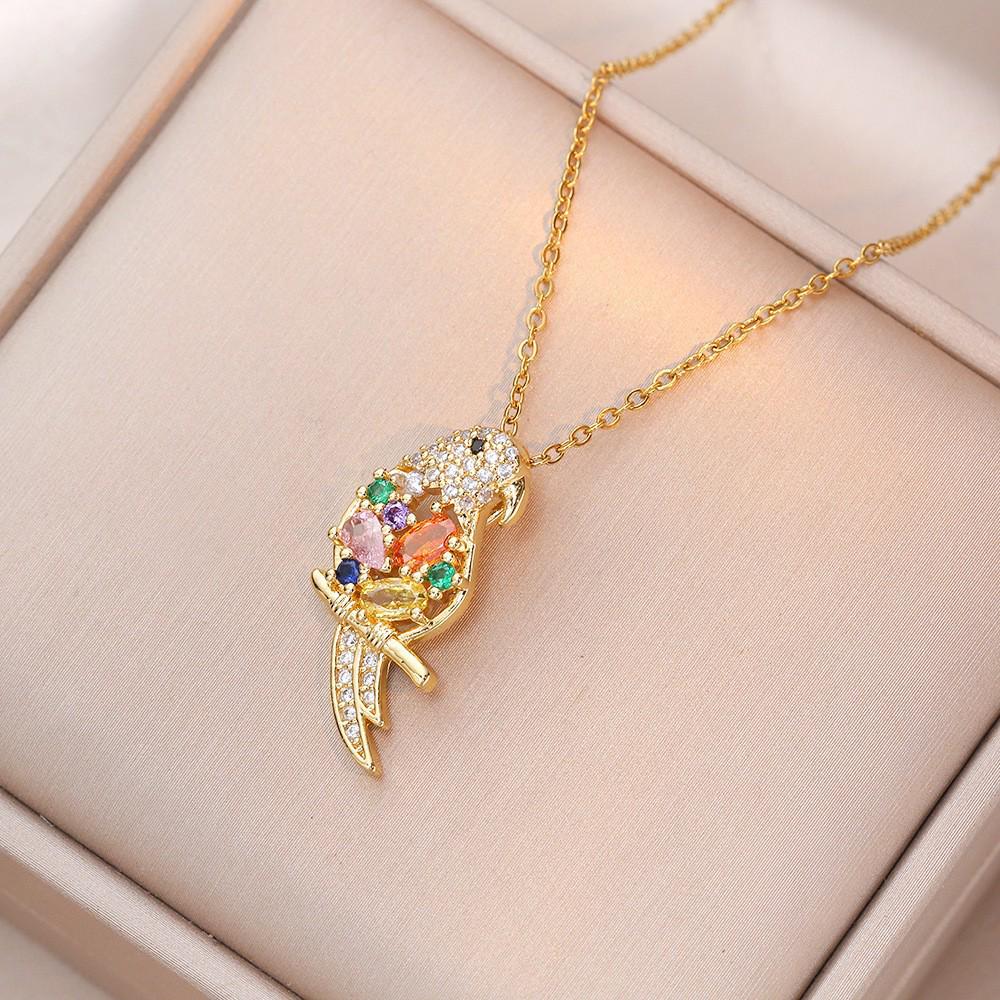 Women's Fashion Heart Pendant Necklace - Elegant, Simple Design, Versatile Clavicle Chain Jewelry