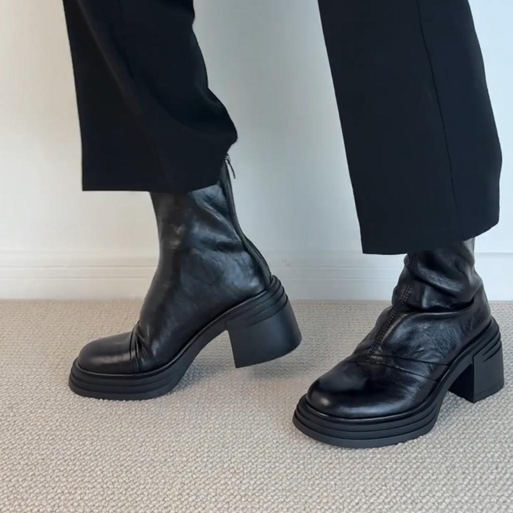 French skinny boots thick heel short boots women's winter new black small British thick-soled high-heeled Martin boots