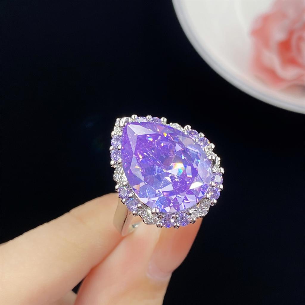 2025 Diamond Sparkling Pendant Jewelry Set Necklace Women's Earrings Fashion Trend Set