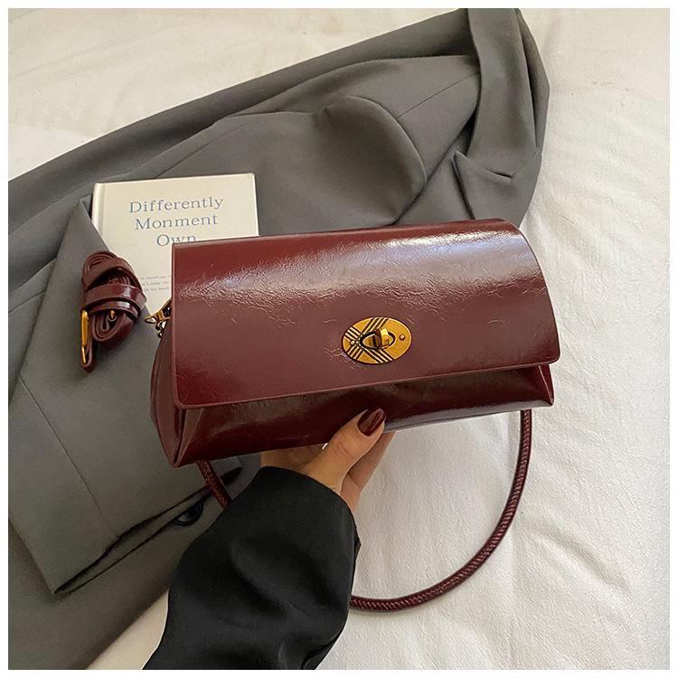 Premium Oil Wax Leather Small Bag Women's 2025 New Fashion Retro Hand Carry Small Square Bag Shoulder Messenger Bag