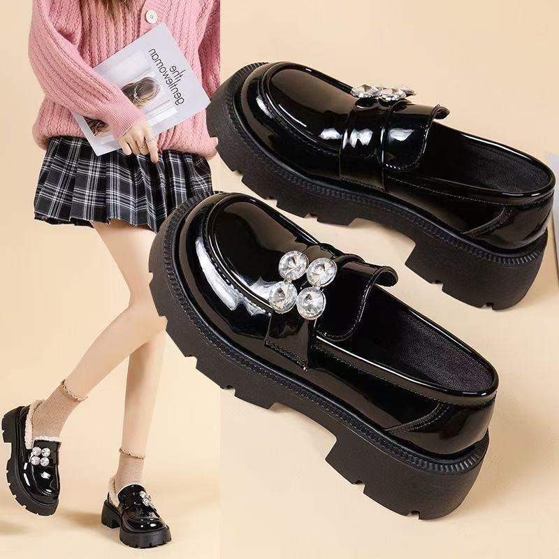 Thick-soled velvet loafers keep warm in winter, one-pedal small leather shoes, new soft-soled comfortable women's single shoes