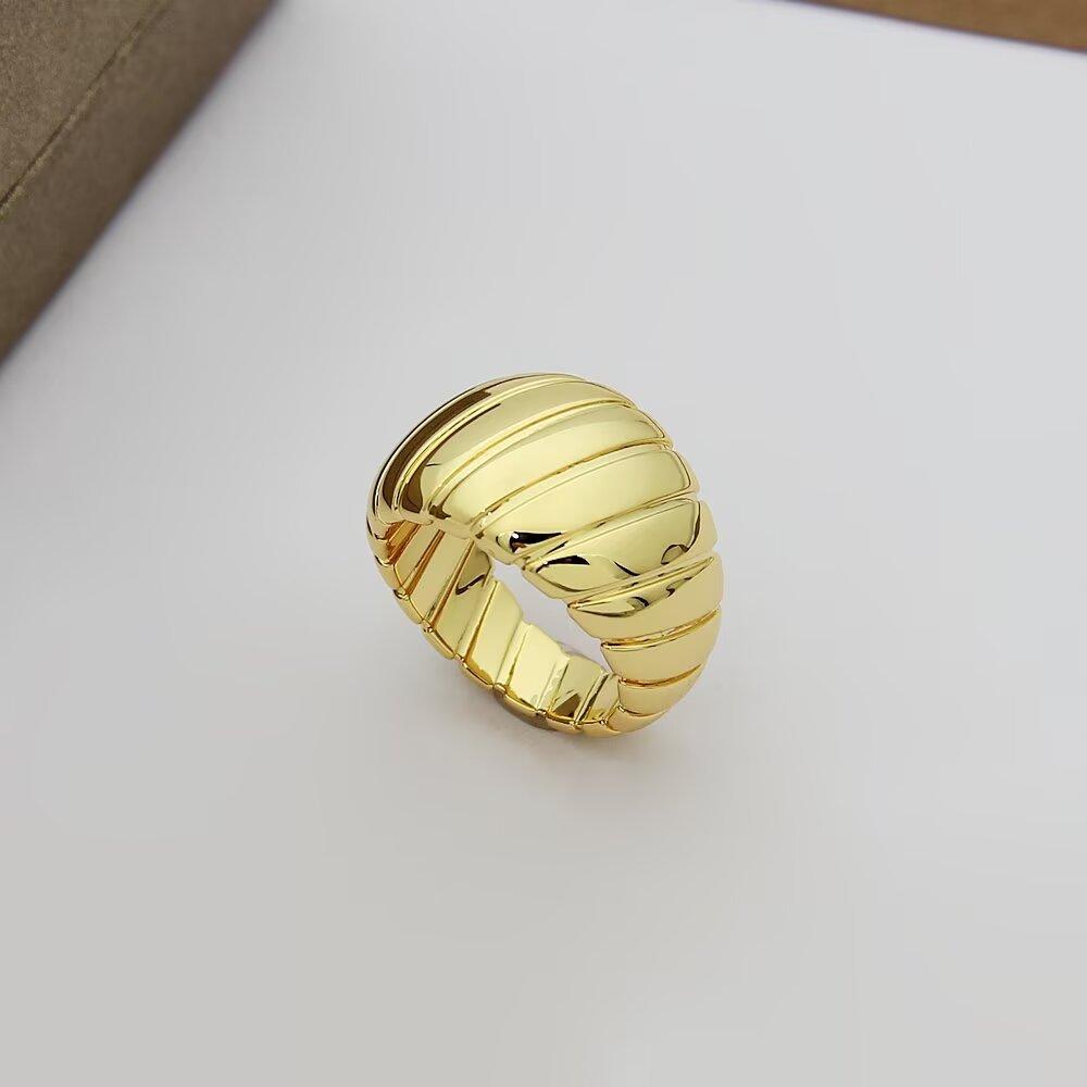 Three-color ring  and spring pattern Non-hazardous non-allergenic suitable for daily wearTexture Full of Wealth and Good Luck Daily Wear