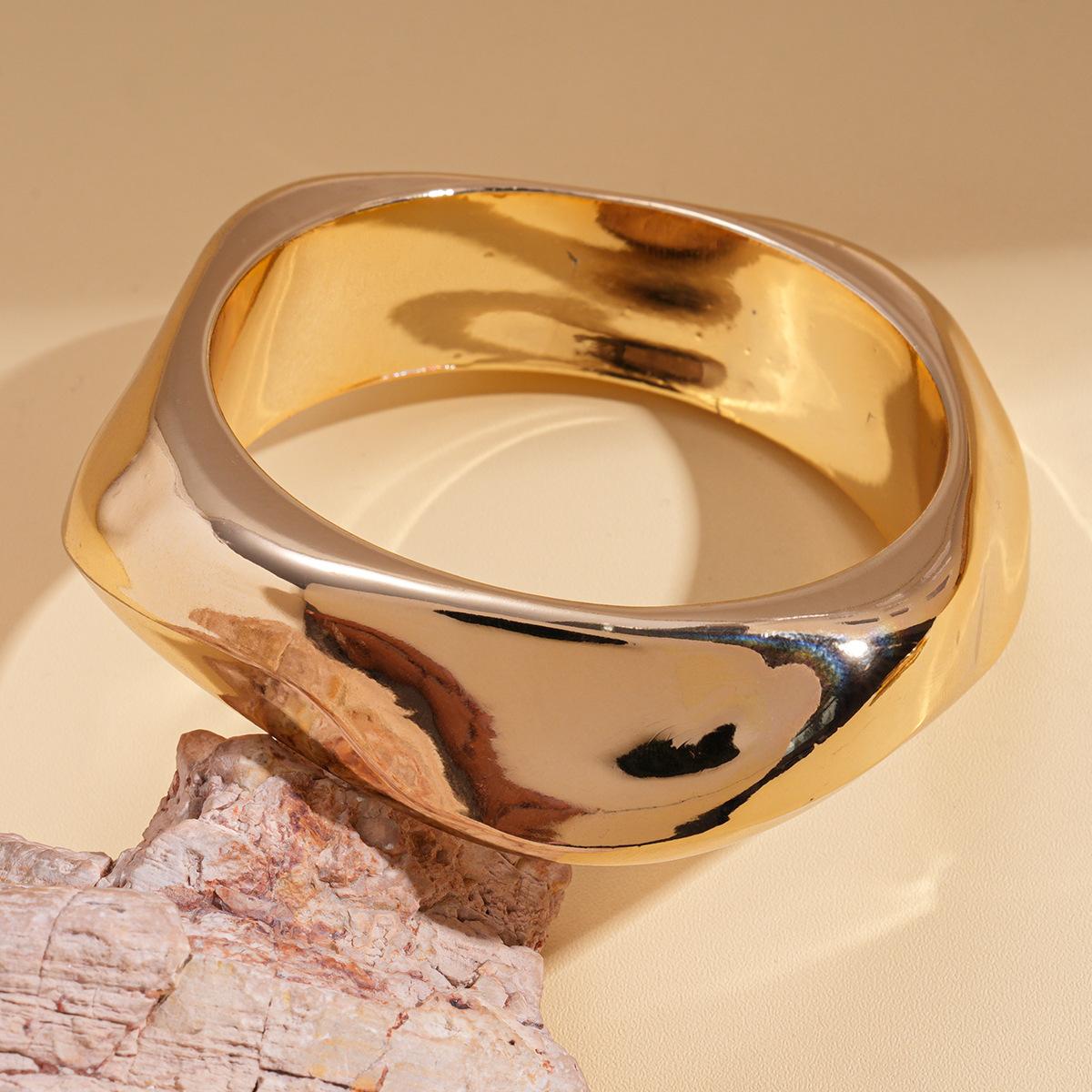 Европейский и американский тяжелый промышленный акриловый геометрический круглый квадратный секционный браслет нишевые персонализированные простые украшения