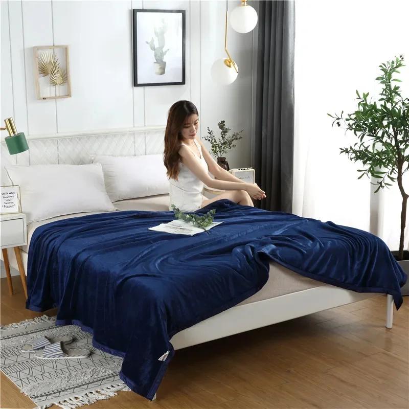 Modern Minimalist Solid Color Coral Fleece Blanket Four Season Universal Thick Warm Air Conditioning Nap And Leisure Blanket