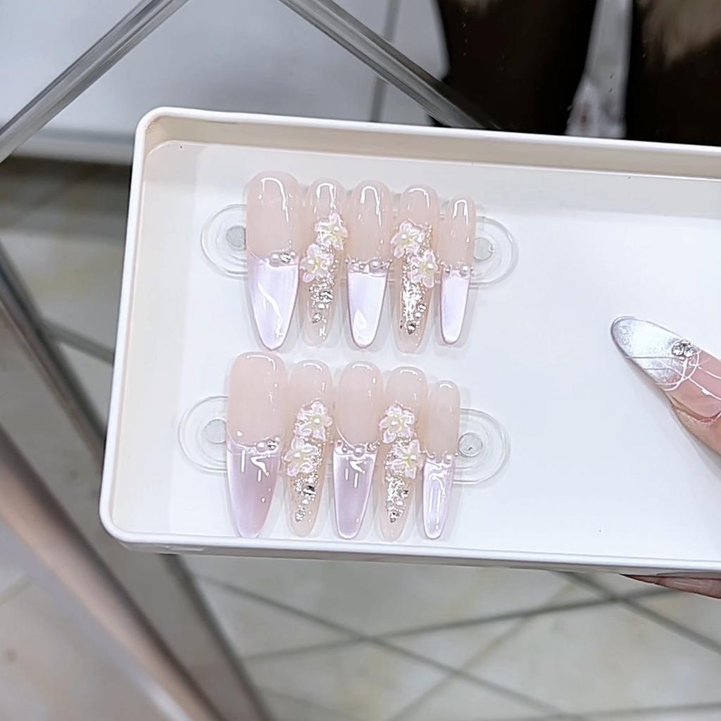 Hand-woven Armored Flowers Falling Dream Long Slim Dog Pure Desire High-end French Cat Eye Hand-painted Small Flower Manicure Sticker