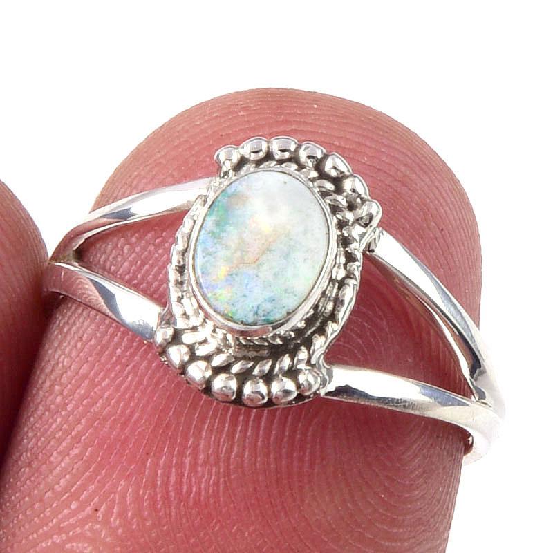 

Ювелирное кольцо из стерлингового серебра 925 пробы с натуральным австралийским опалом S.6 H8i75