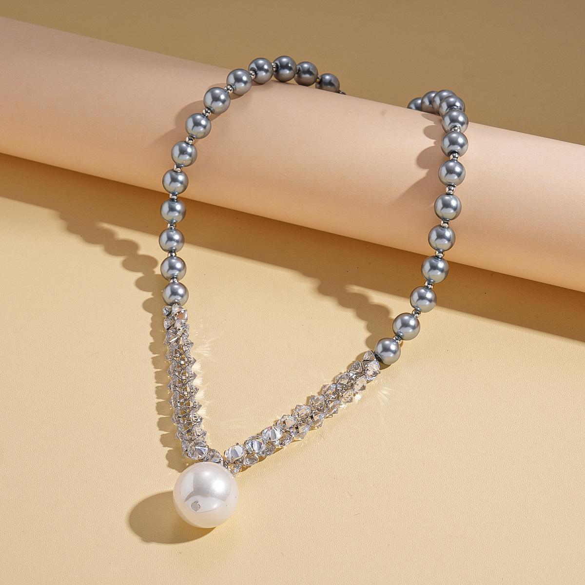 Zircon Glass Beaded Geometric Round Pendant Sweater Chain Necklace