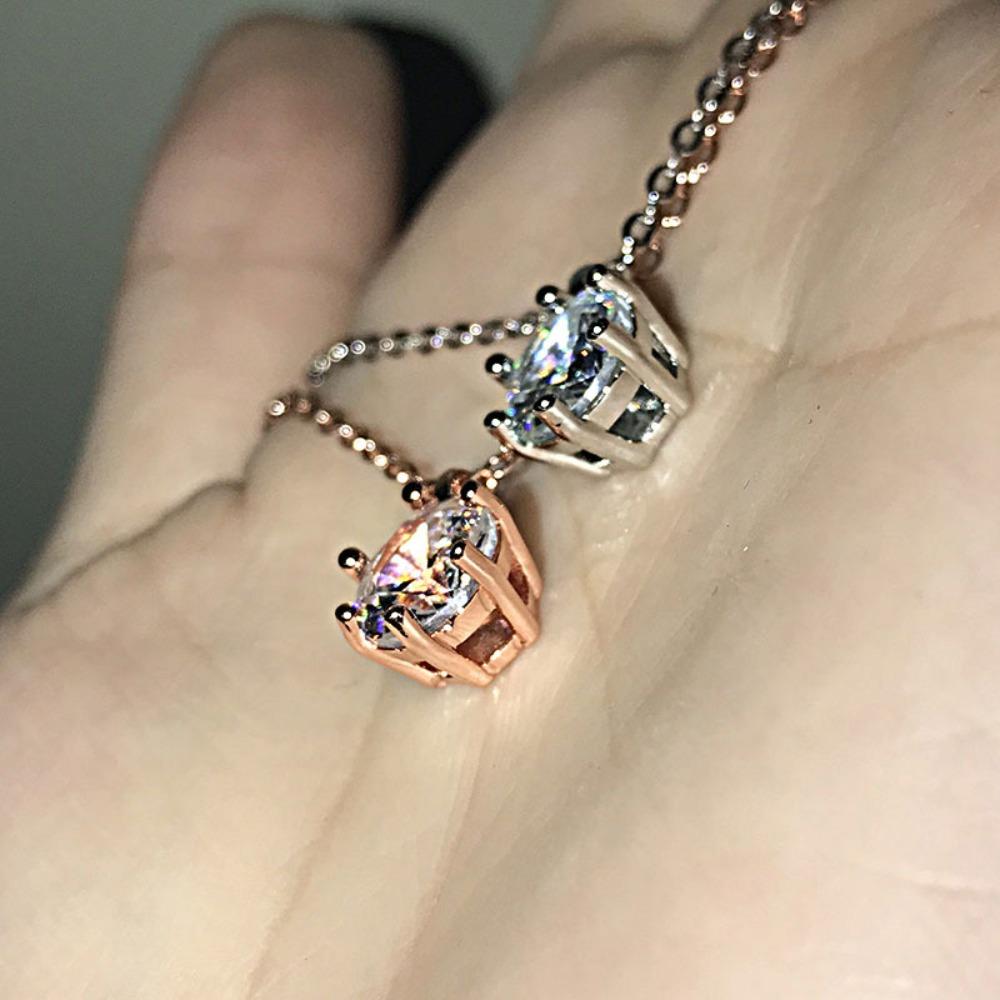 Elegant Women Necklace 18k Gold Plated White Moissanite 2 Carat Simulated Zircon Classic Collarbone Pendant