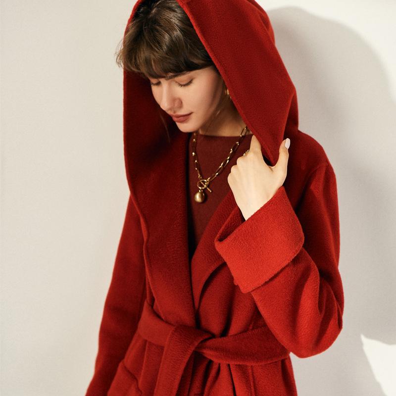 Velký červený kašmírový kabát s vodním vlněním dámský středně dlouhý podzimní a zimní nový s kapucí oboustranný vlněný kabát