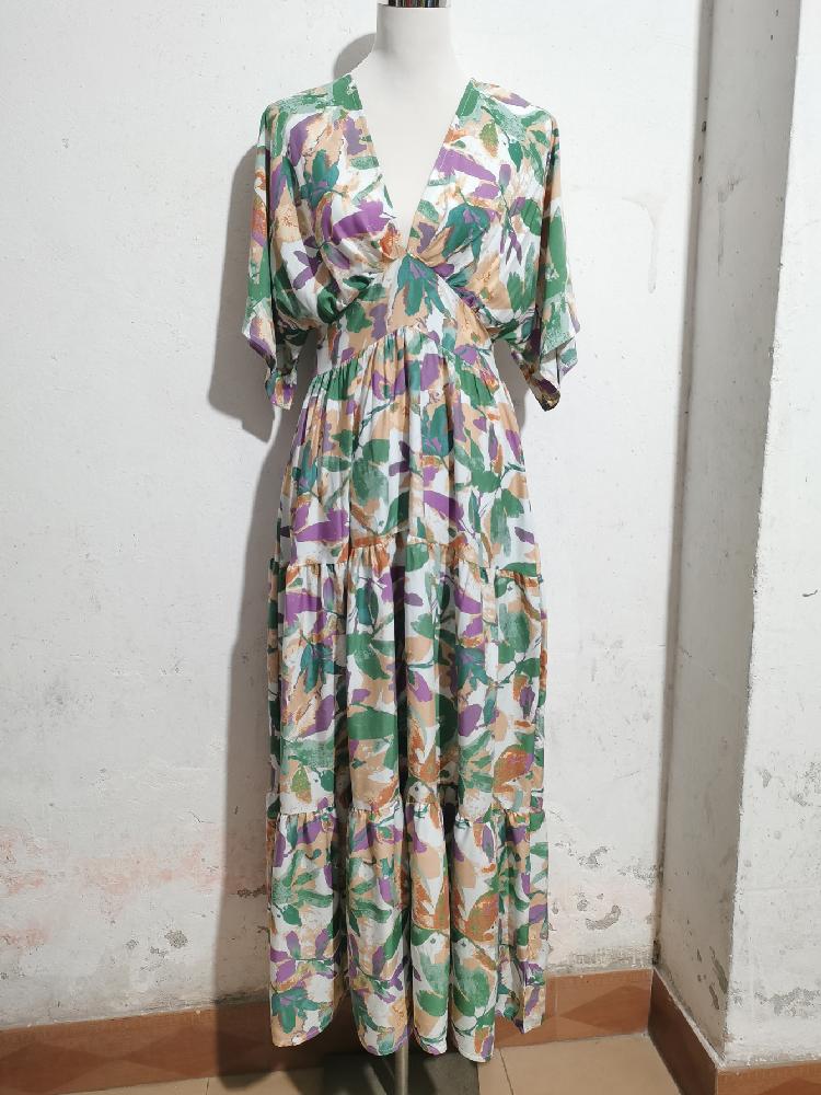 2025 Summer New Women's Batwing Sleeve Deep V Waist Trimming Printing Dress Beach Vacation Dress