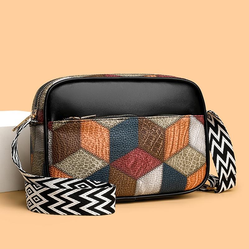 Women's Fashion Splicing Contrasting Color Versatile Messenger Shoulder Bag Light Mobile Phone Change Bag Small Square Bag