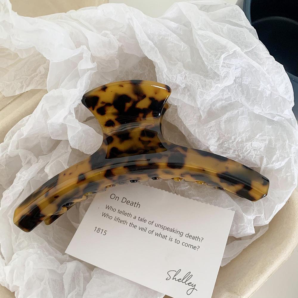 Tortoiseshell Acetate Hair Claws Clips Women Large Crab Hair Barrettes Clamps Leopard Ponytail Holder Hair Accessories Fashion