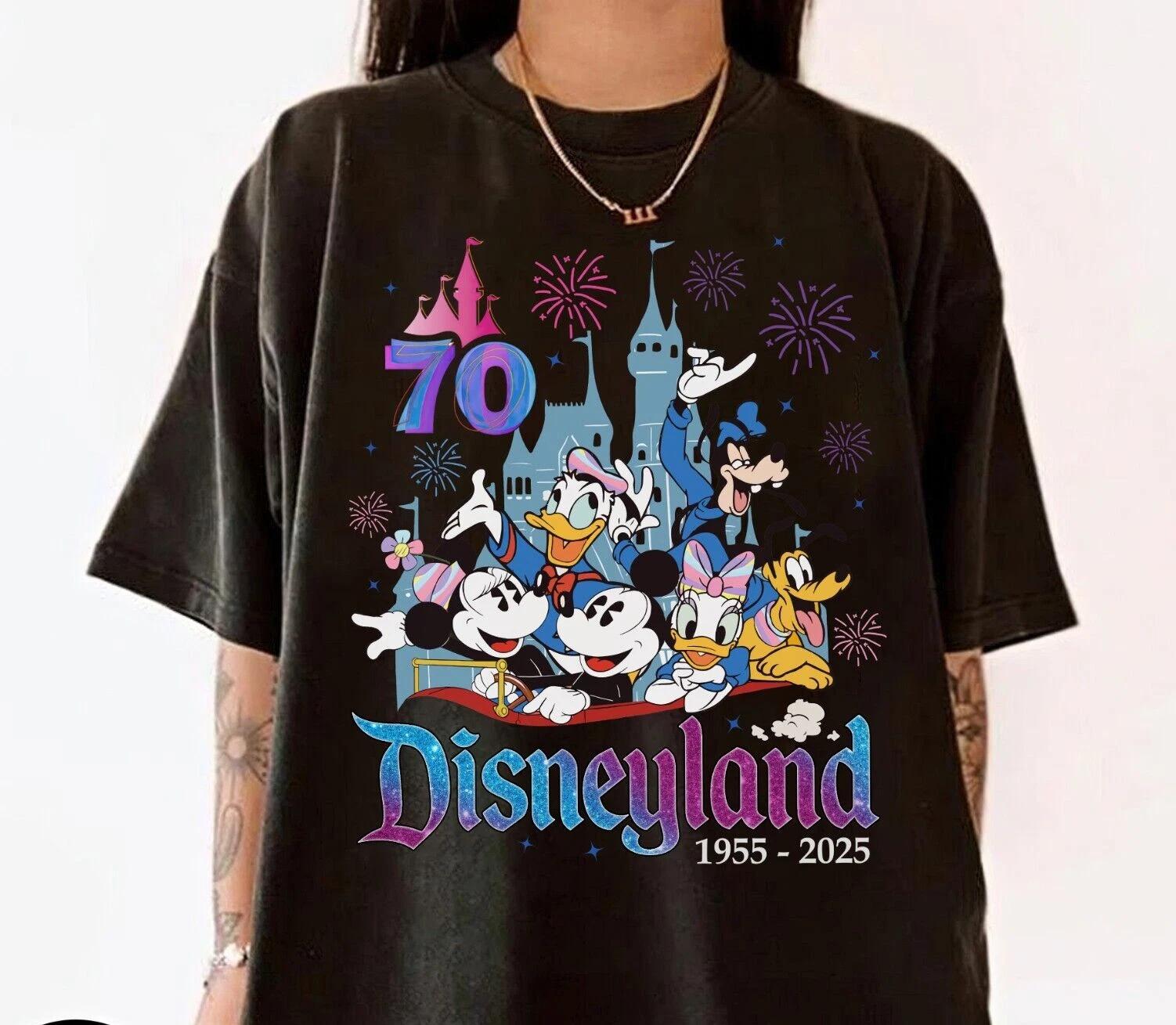 

70th Anniversary Disney World 2025 Mickey & Friend Unisex Adult Kid Tee 4XL