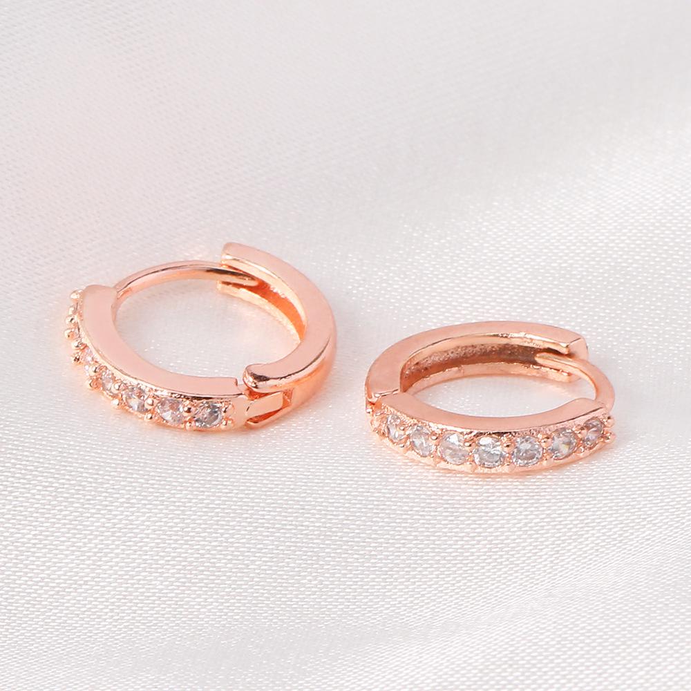 Classic Fashion Small Ear Cuff Earrings for Women - Round, Simple, Personalized Design