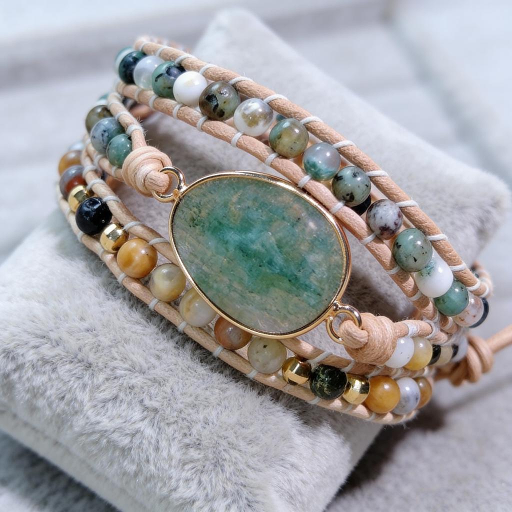 Bohemian style natural green agate and turquoise, handcrafted three-layer creative and fashionable braided bracelet, suitable for everyday wear.