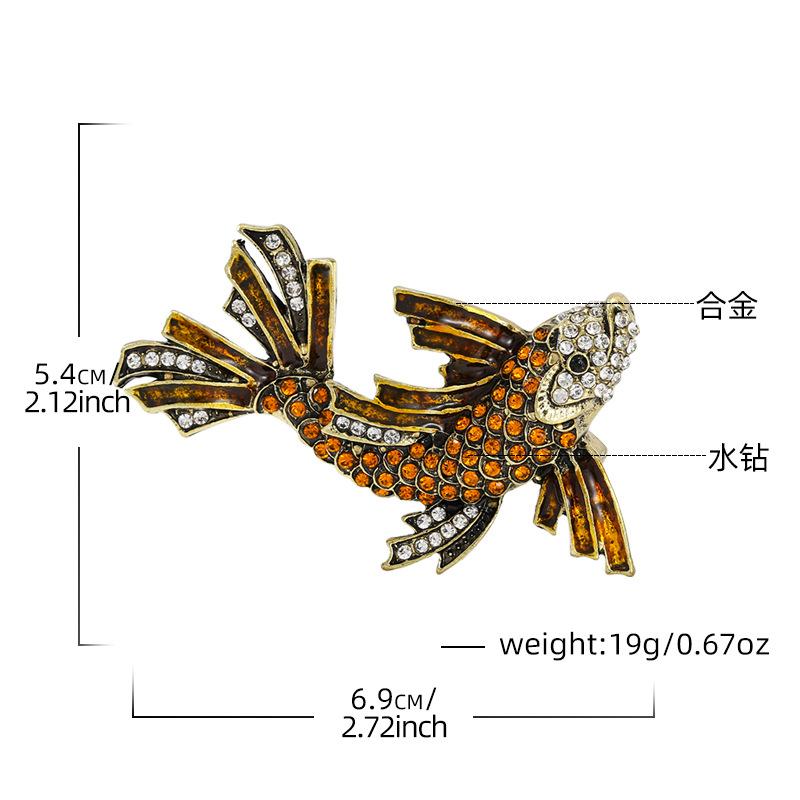 Vintage Rhinestone Fish Brooch for Women Unisex Swimming Fish Animal Party Casual Corsage Pins Gifts
