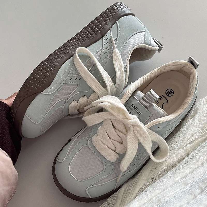 Dopamine haze blue niche retro German training board shoes women's 2025 spring and summer new chic versatile casual sports shoes