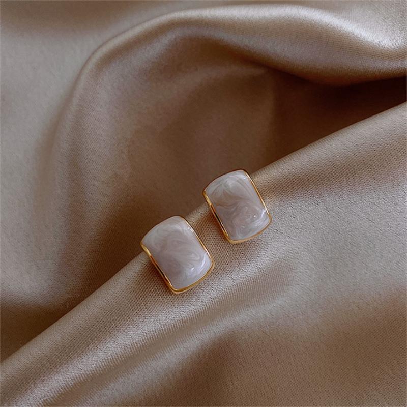 Fashion Korean Arc Enamel  Ear Stud Earrings  for Women Girl Gift Jewelry Wholesale