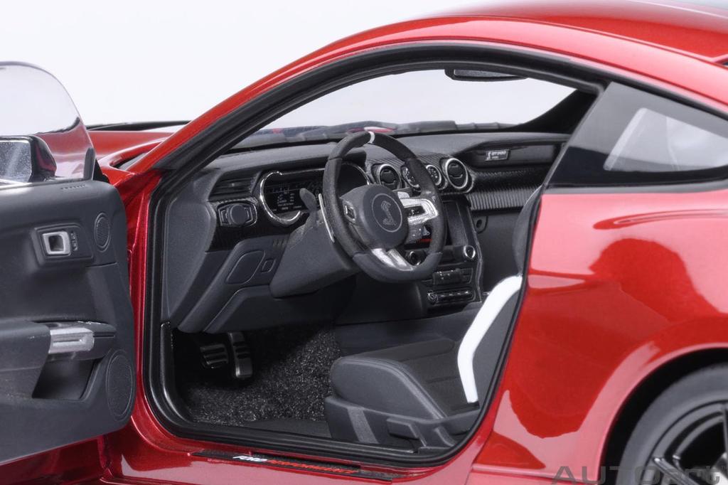 AUTOart Scale Ford Mustang Shelby GT500 Finished Product 73098 1/18 (Red/Black Stripes)