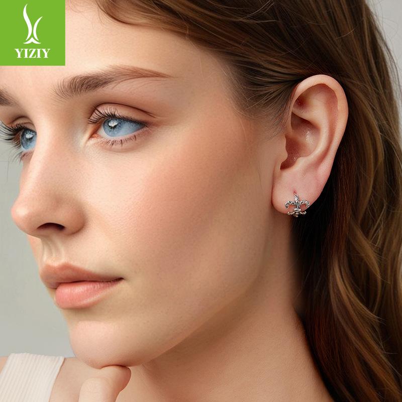 S925 Sterling Silver Classic Retro Iris Ear Buckle Women'S Personalized Pattern Earrings Earrings For Girlfriend