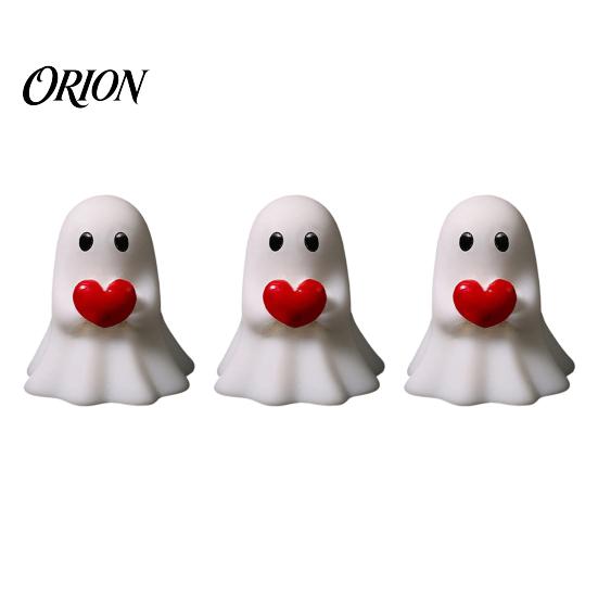 Mini Ghost Figures for Party Favors 3Pcs Figurines Halloween Decorations, Resin Middle Finger And Spooky Table Decorations Heart Ornaments Tiered