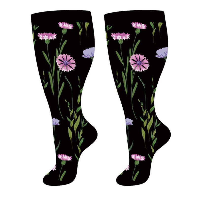 

Женские компрессионные носки большого размера с широкой голенью улучшают кровообращение, уменьшают болезненность и отечность. 4XL