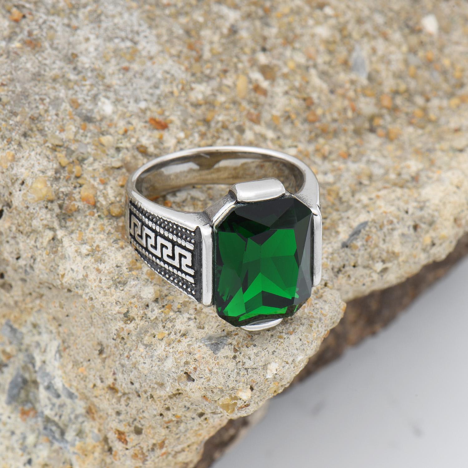 

Men s High Quality Vintage Stainless Steel Zircon Styles Ring 12 зелений