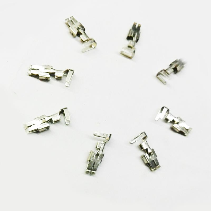 10x Sicherungskastenklemme 4,8mm Buchse Für N907 326 03 N907 327 03 N906 966 03