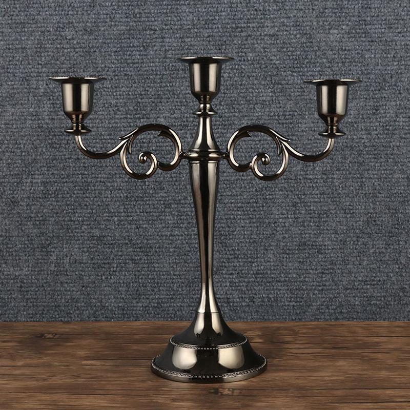 Europäischer dreiköpfiger Luxus-Kerzenständer für romantische Kerzenlicht-Dinner