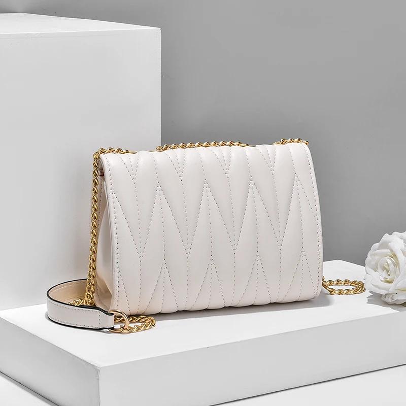 New Women Fashion Peach Heart All-Match Messenger Bag Solid Color Females Square Popular Shoulder Chain Flap Bags For Ladies