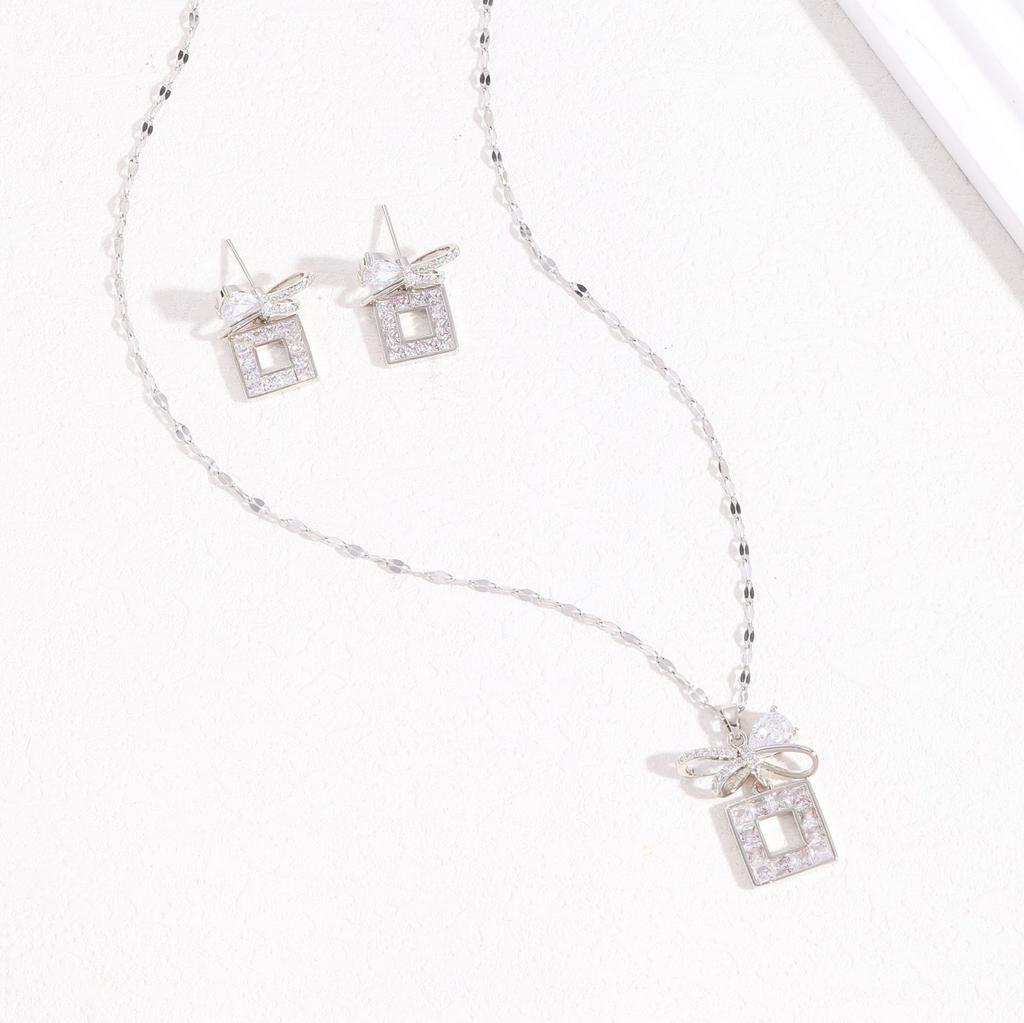Bow Necklace Women'S Light Luxury Design Simple Ol Zircon Pendant Earrings Accessories