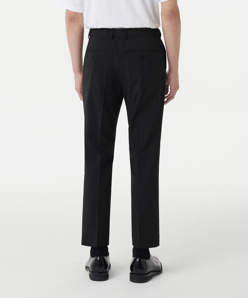 MUSINSA STANDARD [Cooltandard] Relaxed Tapered Hidden Banding Crop Slacks [Dark Gray]