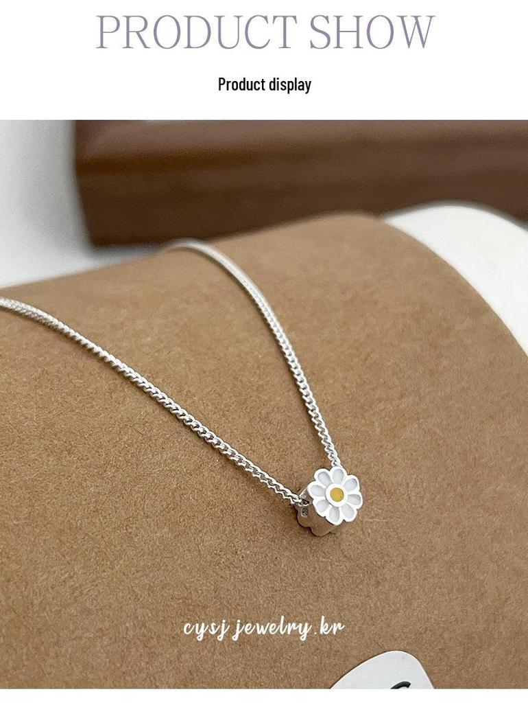 Cui Yan S925 Sterling Silver Korean Daisy Necklace, Fresh Summer Clavicle Chain for Women