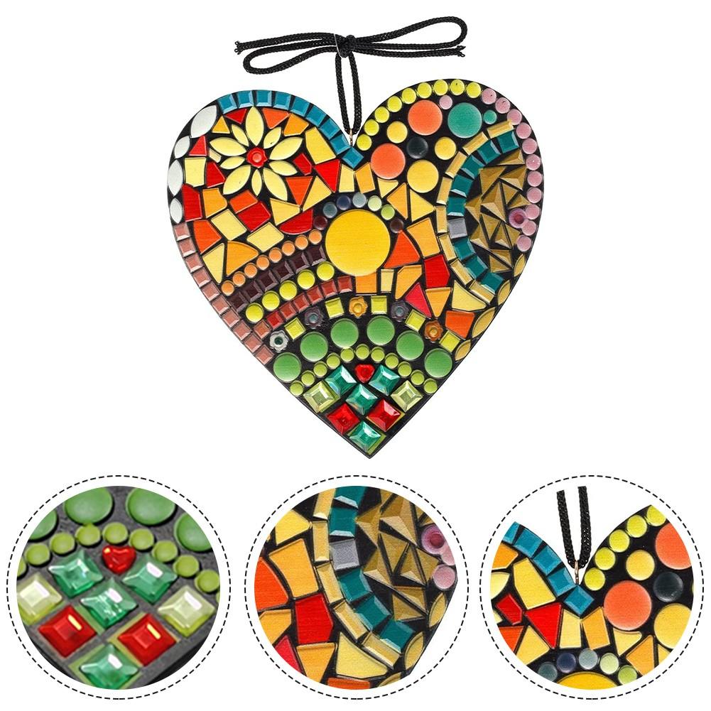 

Наружная подвеска любви смола со шнурком красочное украшение