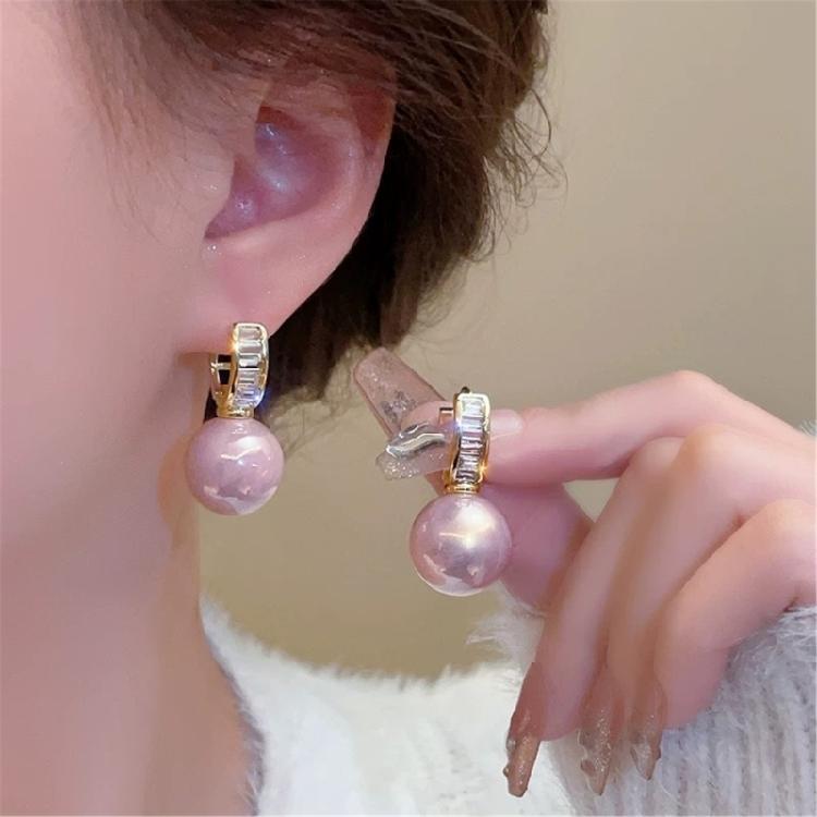 Fashionable Freshwater Pearls Earrings Designed With Premium Sturdy Copper Great for Enhancing Elegant and Styles