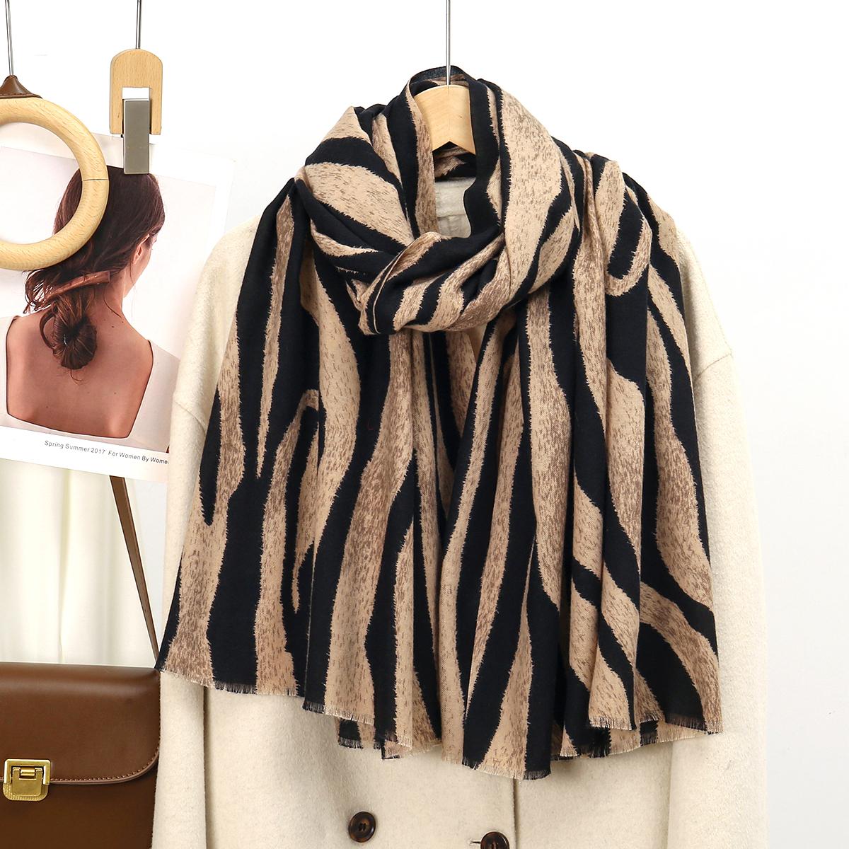 

Zebra Stripes Shawl Imitation Cashmere Thickened Winter Warm Scarf Windproof Foulard Pashmina Hijabs For Women Man