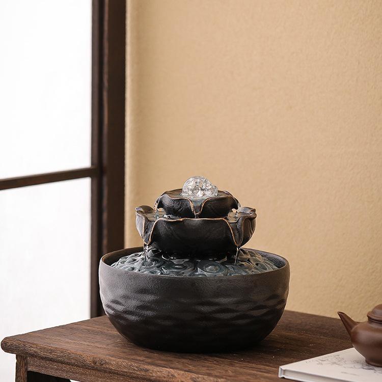 Kolo bohatství Feng Shui: Stolní vodní fontána s tekoucím míčem pro hojnost