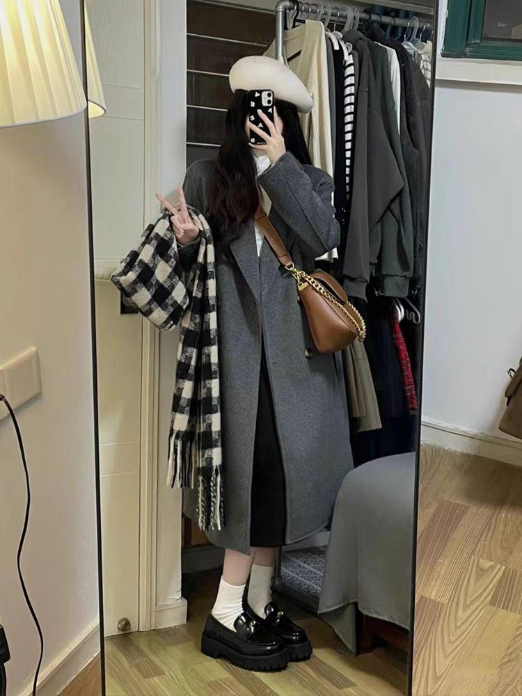 2025 A/W Collection: Women's Luxury Wool Blend Double-Faced Cashmere Overcoat, Long-Haired and Thickened for Ultimate Warmth.