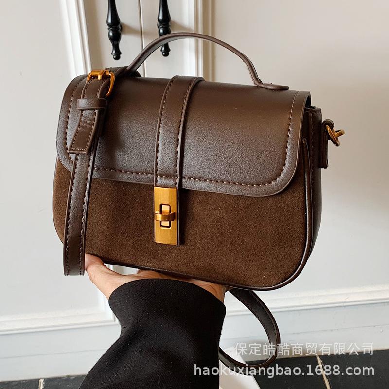 Premium sense niche bag women's autumn and winter 2025 new fashion shoulder messenger bag retro popular portable small square bag