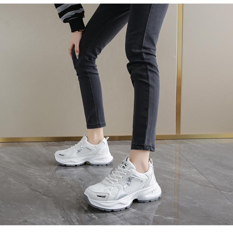 Women Vulcanize Sneakers Breathable Mesh Outdoors Solid Color 2024 High Quality Solid Color Trainers Lace-up Ladies Shoes